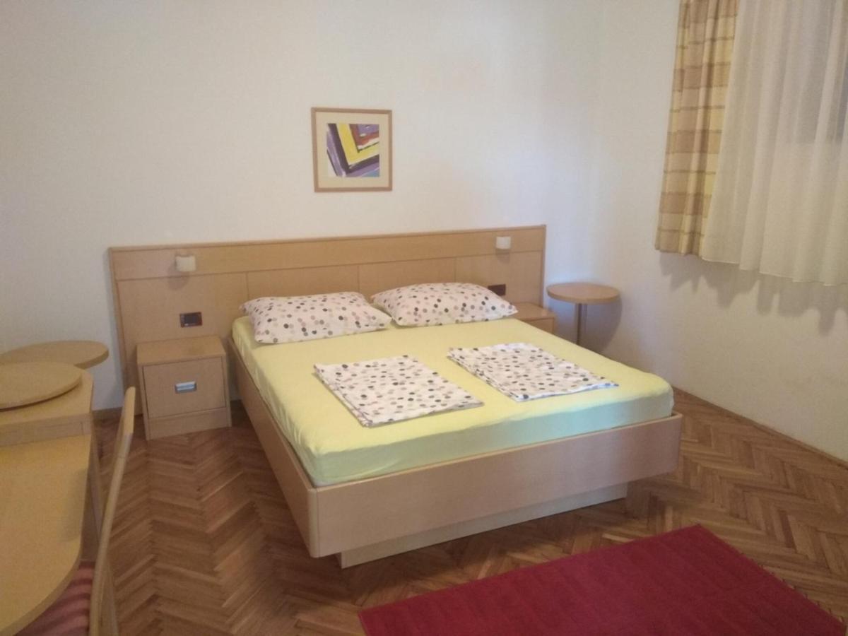 Apartmani Andela I Mladen Debelic راب المظهر الخارجي الصورة