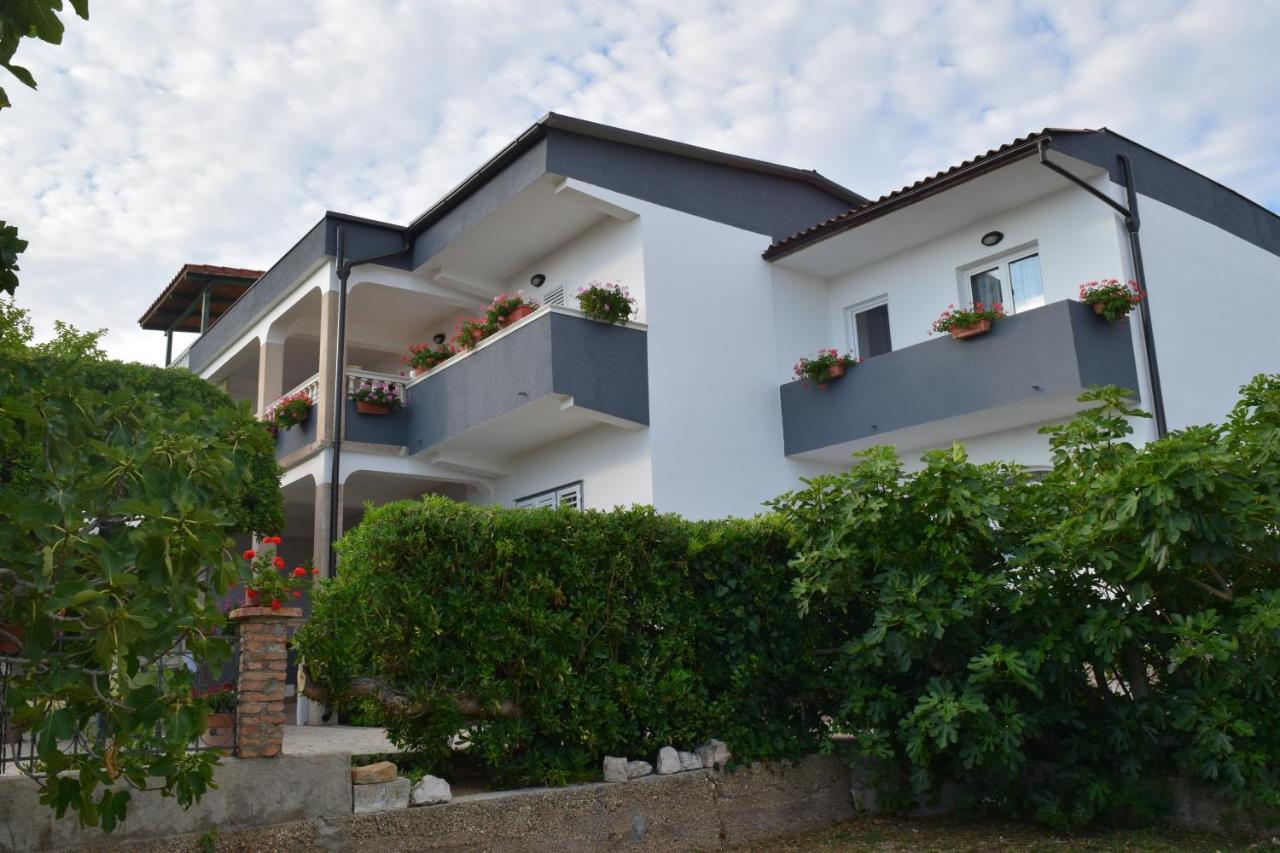 Apartmani Andela I Mladen Debelic راب المظهر الخارجي الصورة