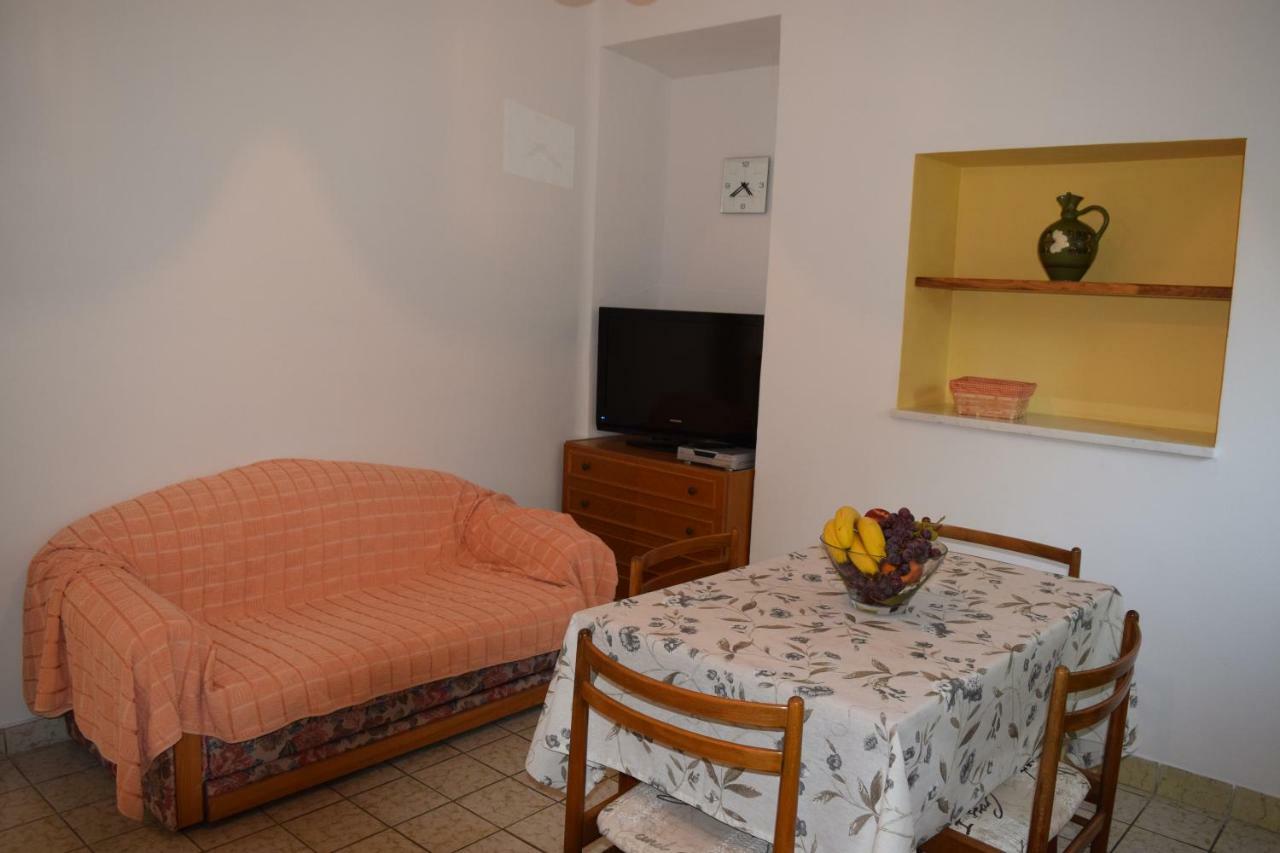 Apartmani Andela I Mladen Debelic راب المظهر الخارجي الصورة