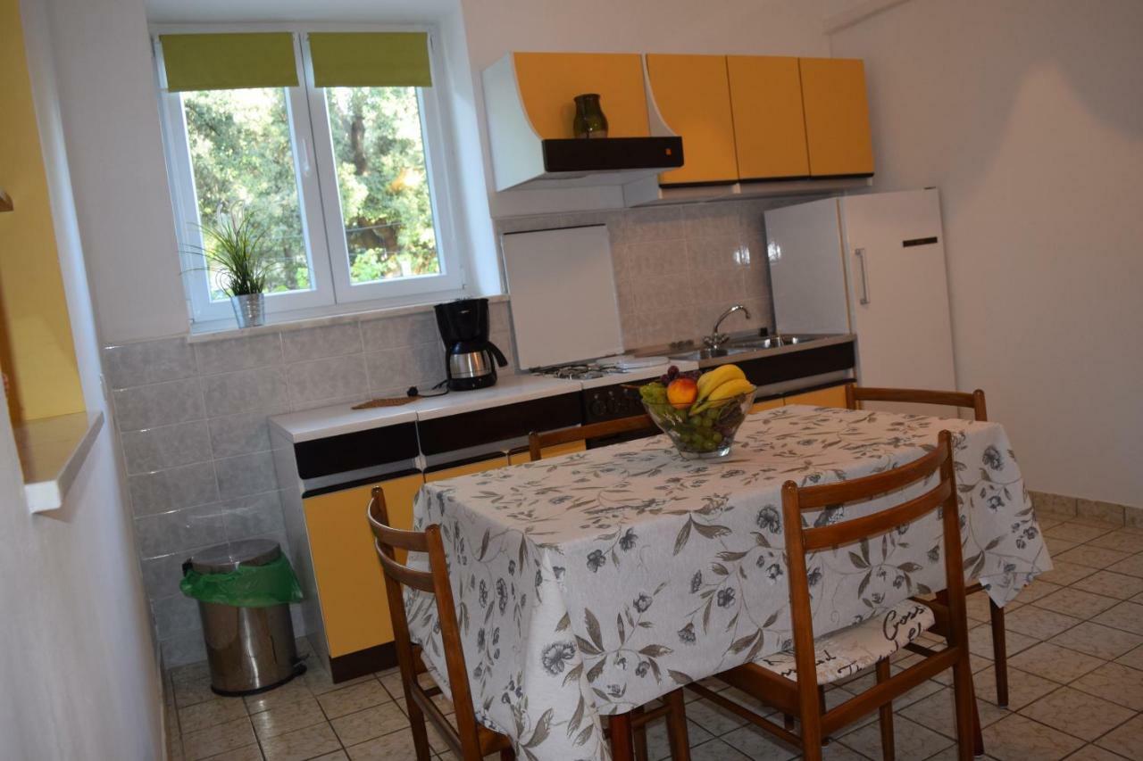 Apartmani Andela I Mladen Debelic راب المظهر الخارجي الصورة